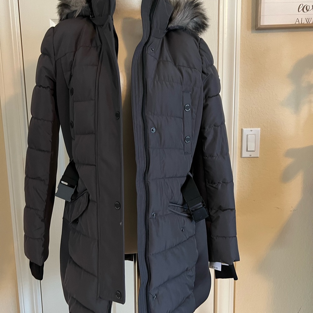 Michael Kors Belted Faux-trim hooded puffer coat with belt